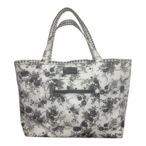 Elegant Floral Shoulder Bag in Gray